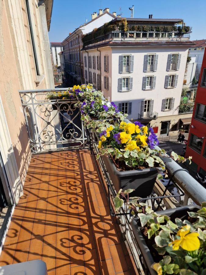 Cozy Flat Mins Walk To Navigli And Metro Porta Genova Apartment มิลาน ภายนอก รูปภาพ